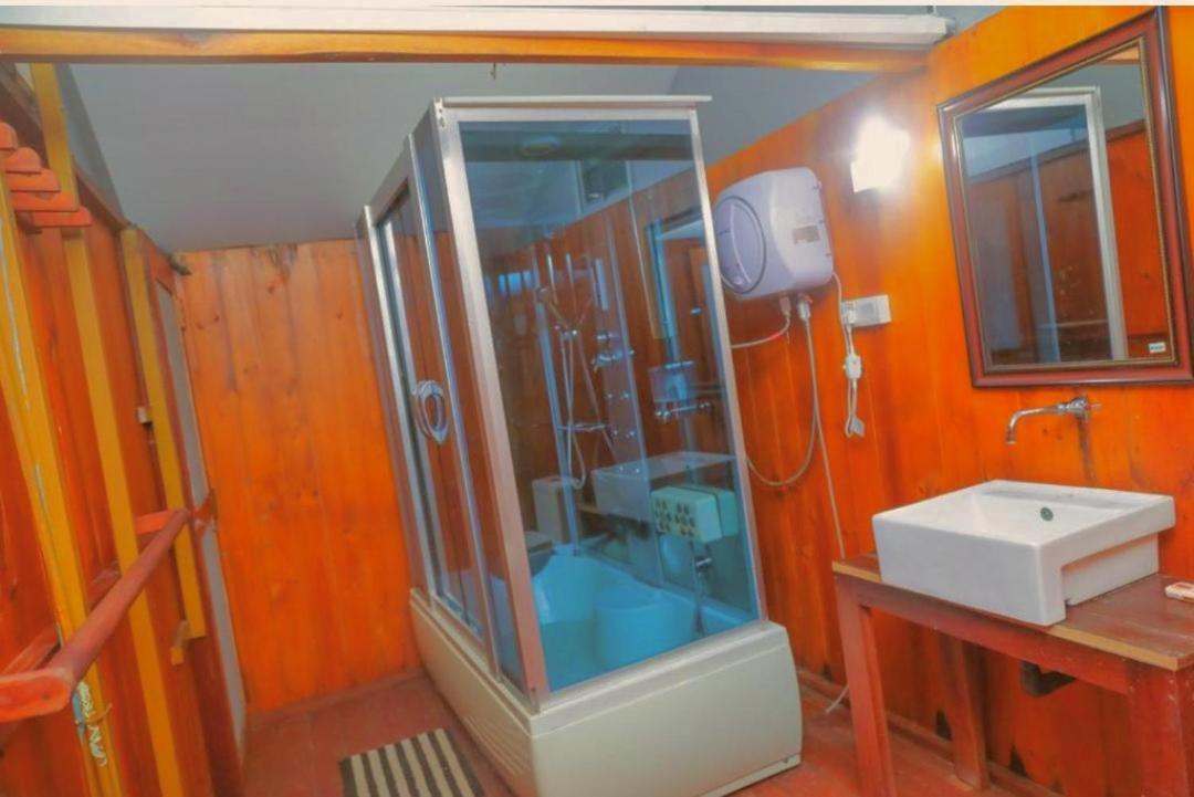 Yala Hotel Lion -Air Conditioned High Luxury Safari Camp Екстериор снимка
