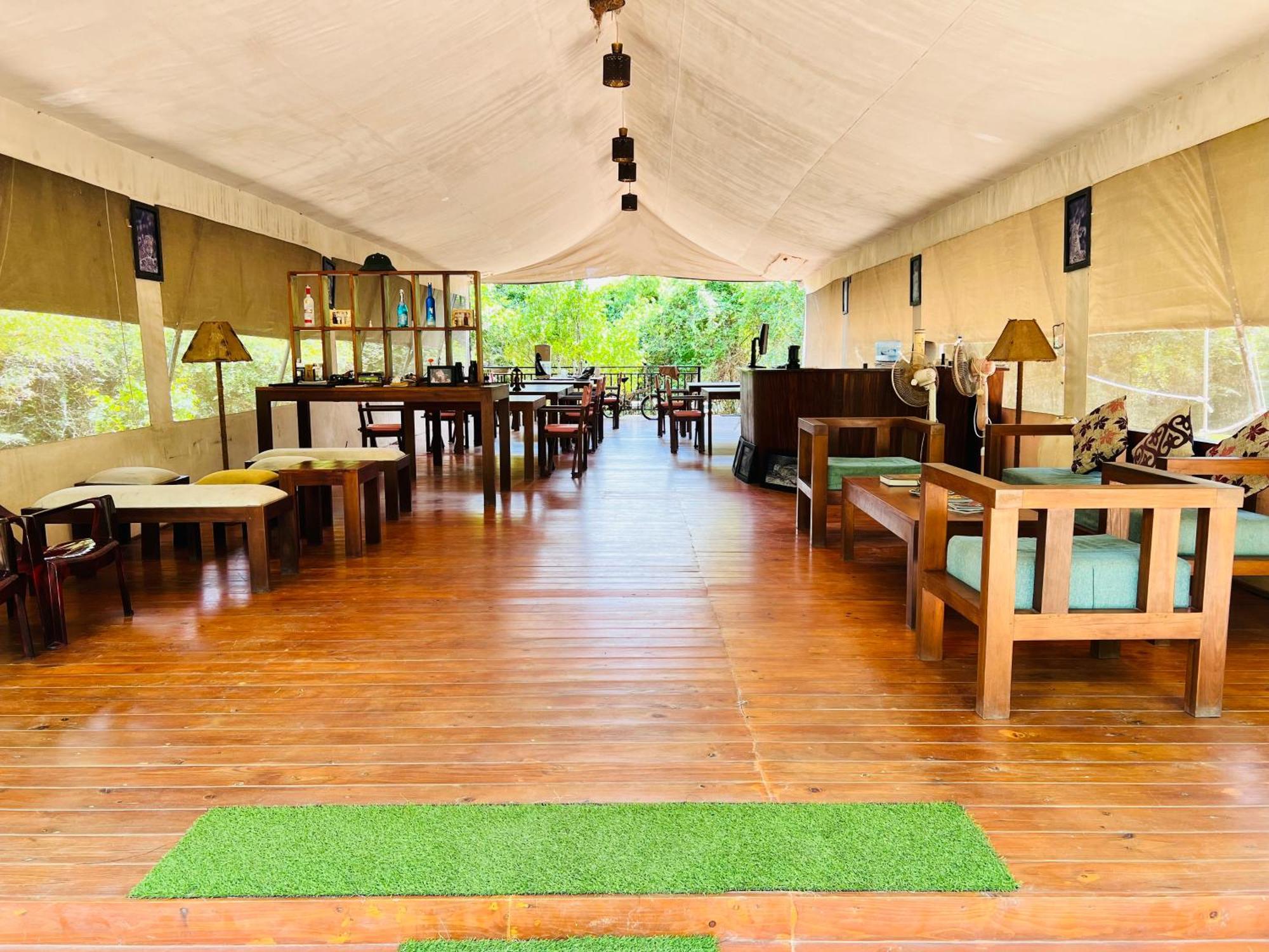 Yala Hotel Lion -Air Conditioned High Luxury Safari Camp Екстериор снимка