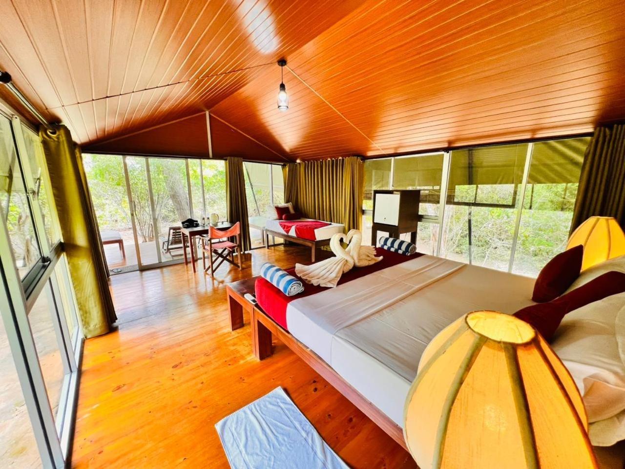 Yala Hotel Lion -Air Conditioned High Luxury Safari Camp Екстериор снимка
