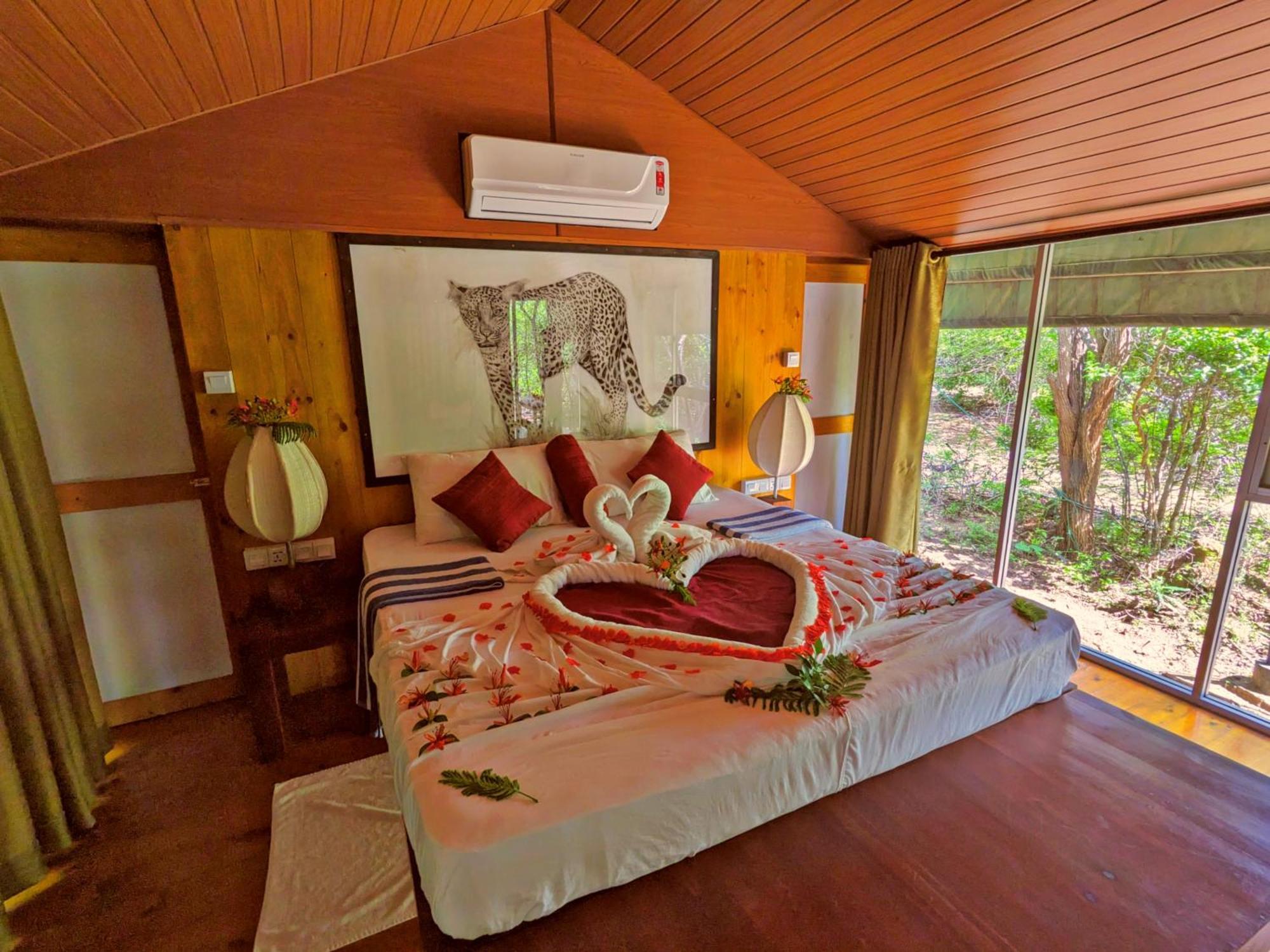 Yala Hotel Lion -Air Conditioned High Luxury Safari Camp Екстериор снимка